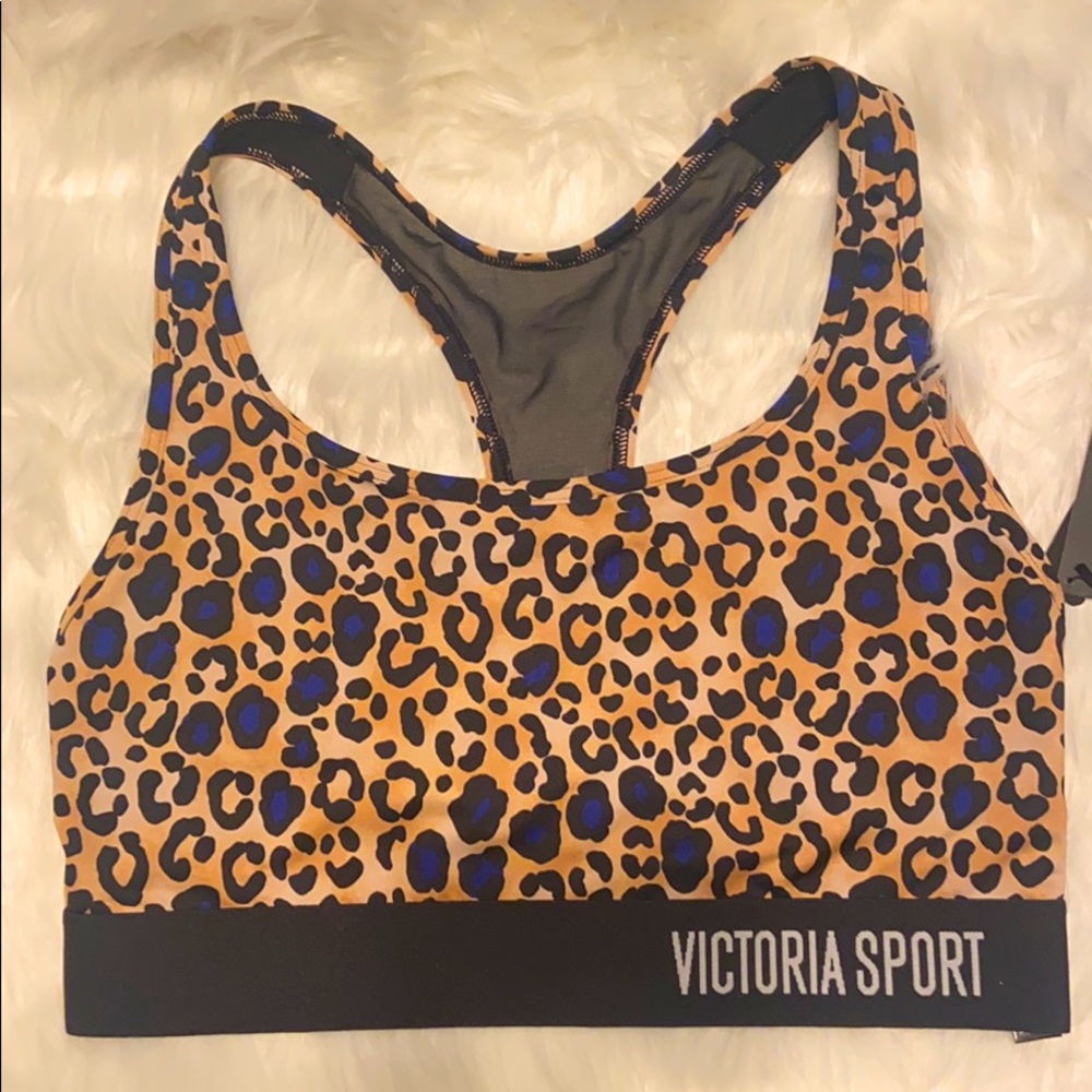 NWT Victoria’s Secret Sport Bra cheetah racer back - Picture 1 of 4